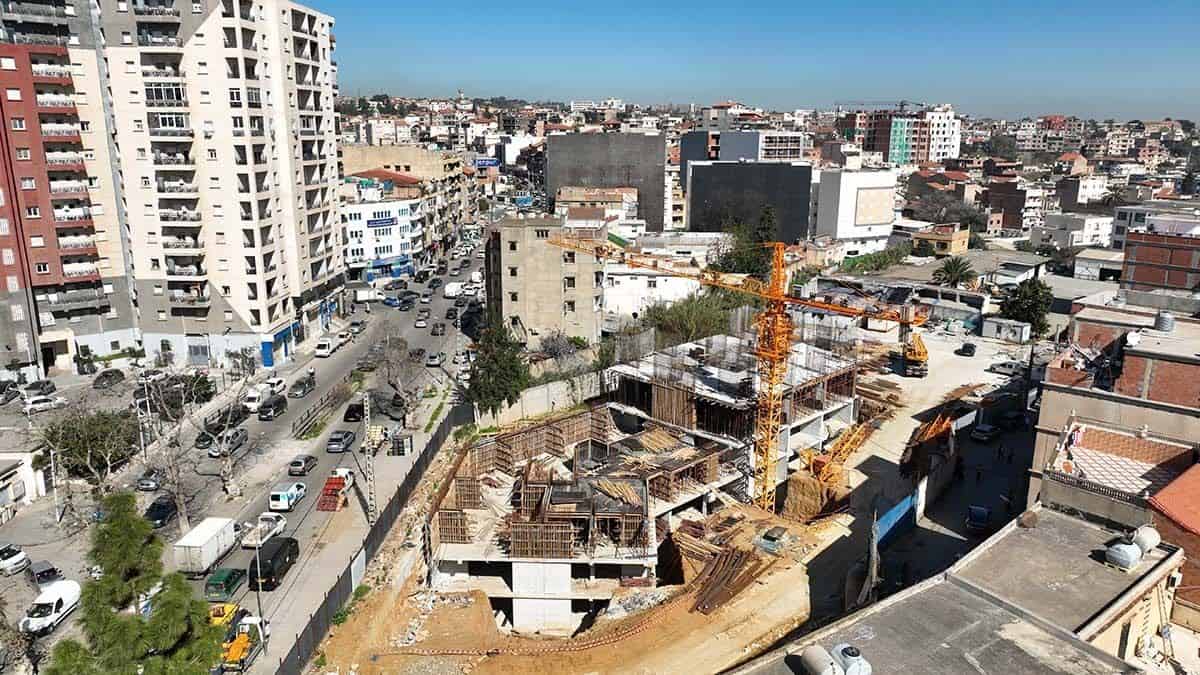 صورة جوية لموقع البناء