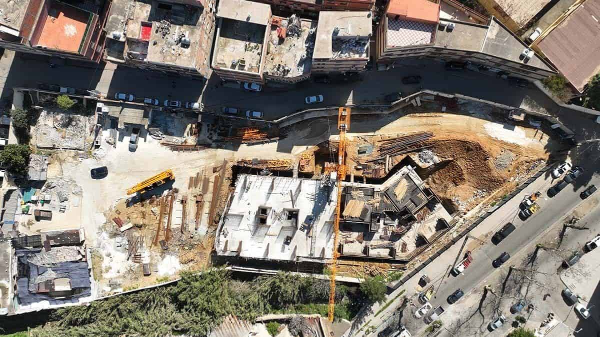 صورة جوية لموقع البناء