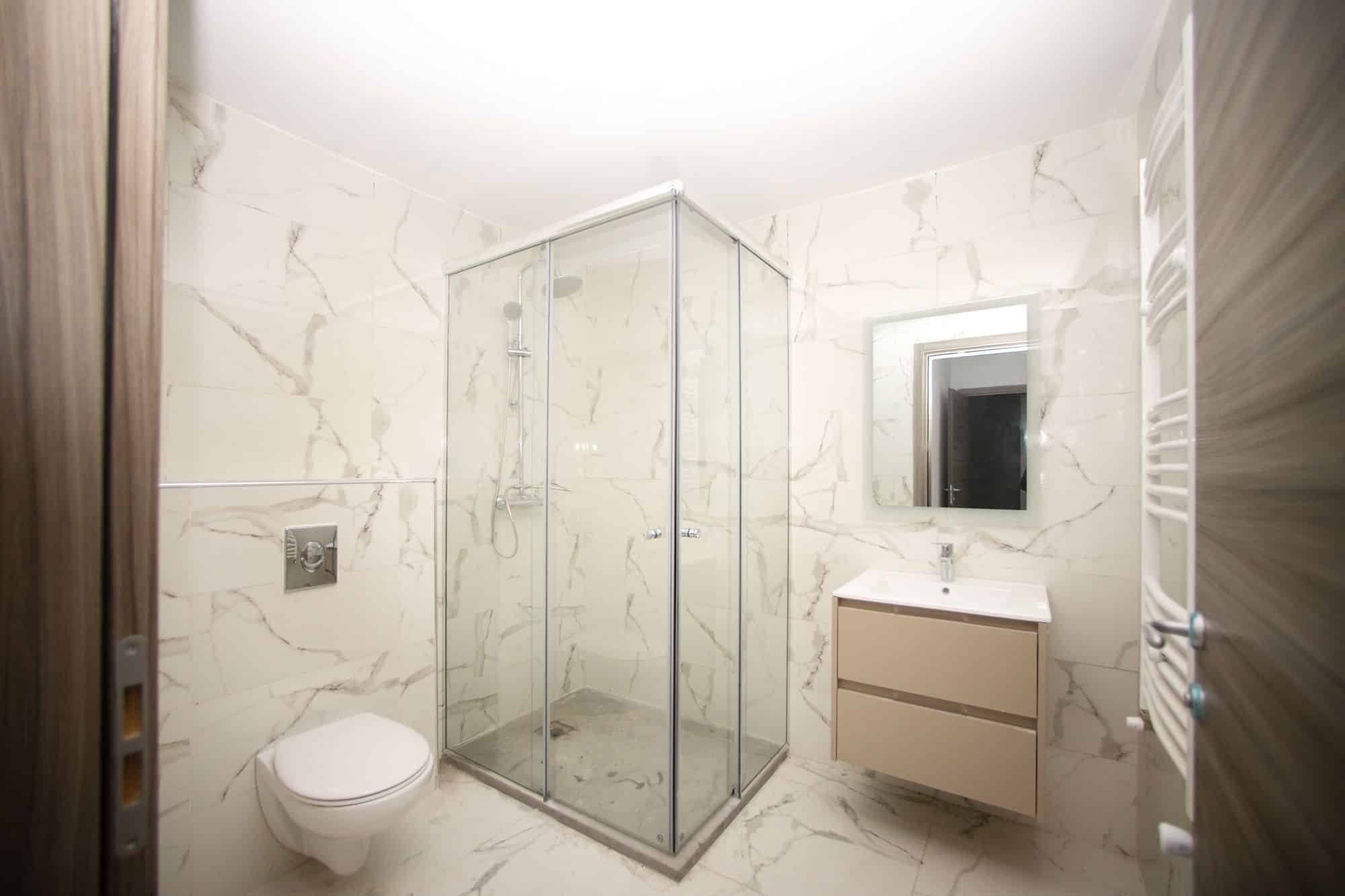 Installation des équipements des sanitaires