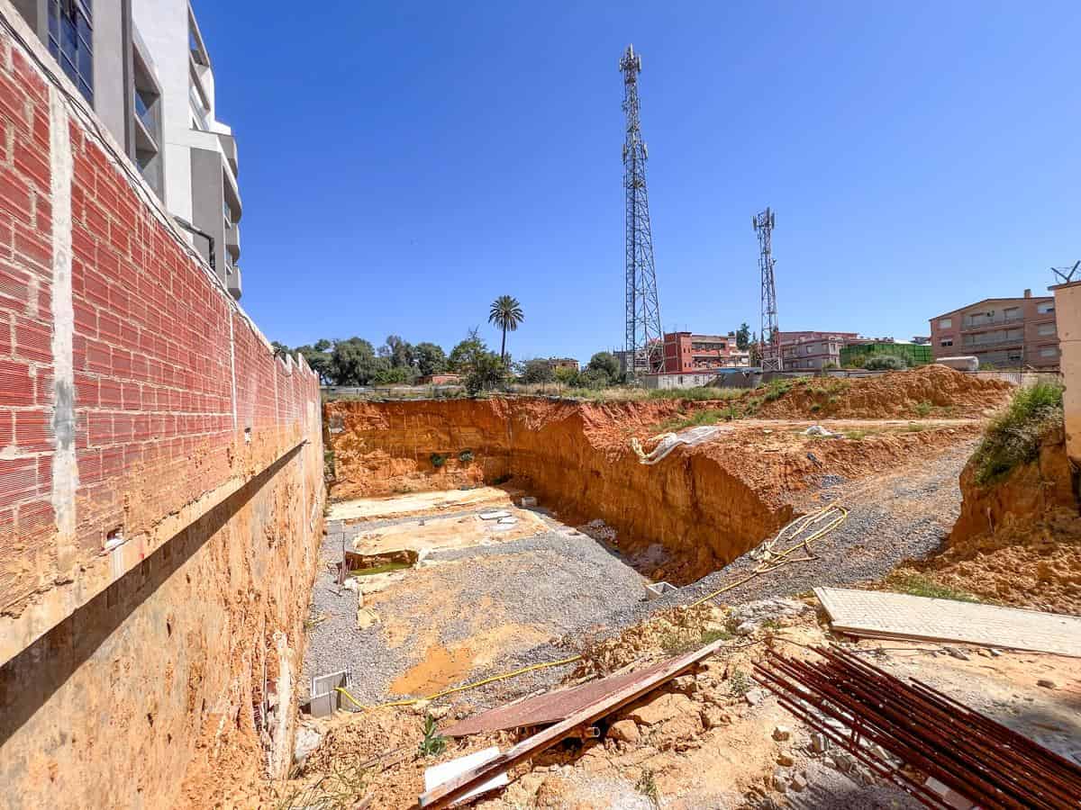 أعمال الحفر, إقامة موندريان أعمال الحفر, إقامة موندريان