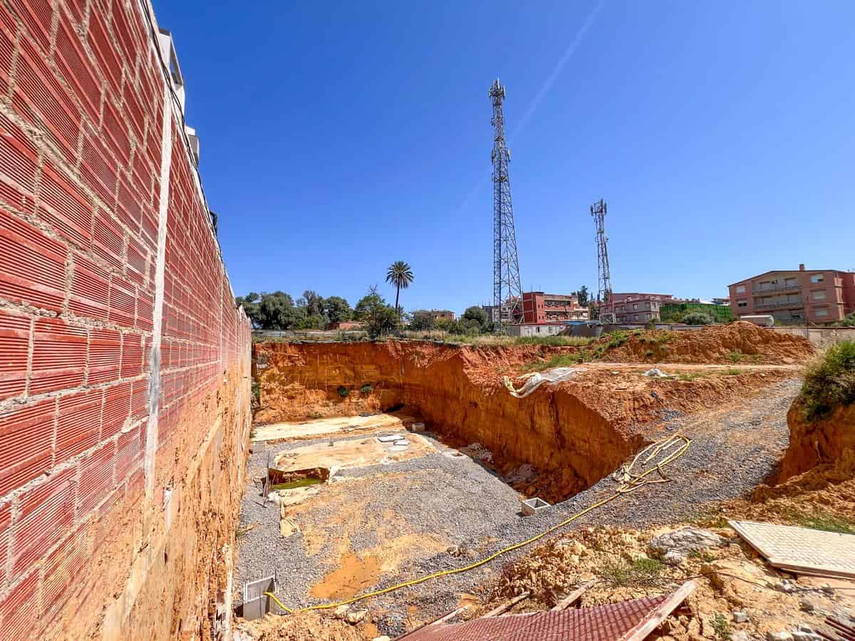 أعمال الحفر, إقامة موندريان أعمال الحفر, إقامة موندريان